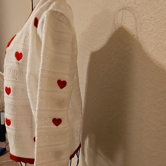 New SHEIN White Cardigan with Red Heart Accents - Picture 4 of 6